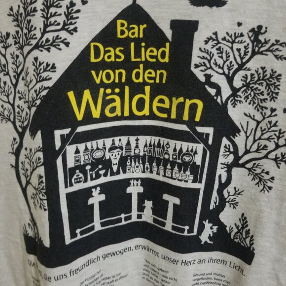 Men's light grey graniph t-shirt, Japanese import size small - Picture 3 of 3